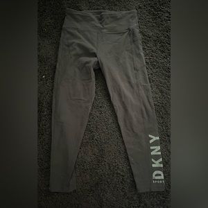 DKNY Capri Leggings